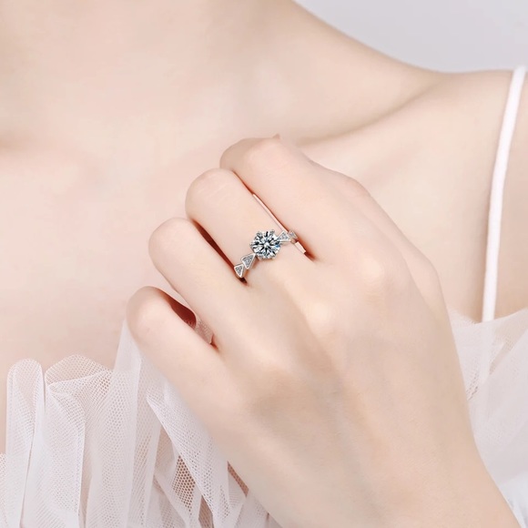 S925 Sterling Sliver Adjustable Ring for women - Picture 6 of 8